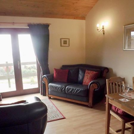 Ben Alder Lodge Milton of Campsie Экстерьер фото